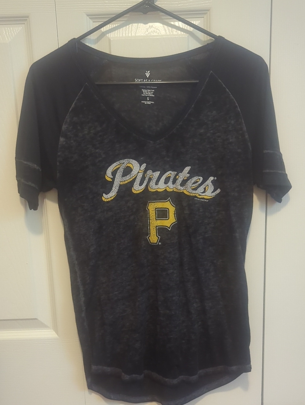 Women's Pittsburgh Pirates Black Short Sleeve Tee Cotton Blend